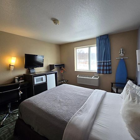 ซูเปอร์ 8 บาย วินด์แฮม จอห์นส์ทาวน์ Hotel จอห์นสทาวน์ ภายนอก รูปภาพ
